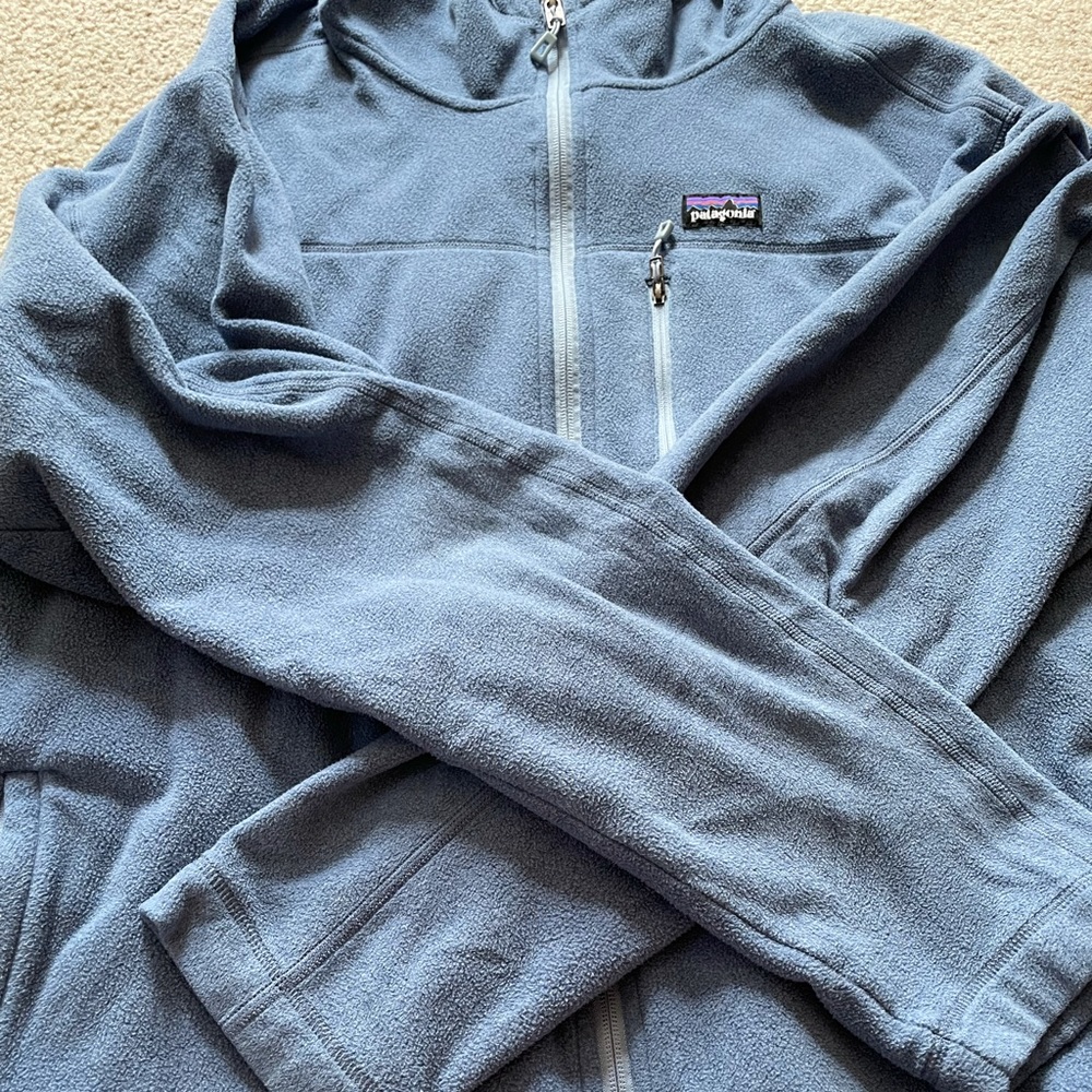 Patagonia zip up sweatshirt